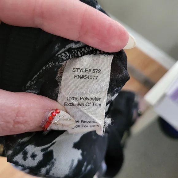 CAbi Semi'Sheer Animal Print Pullover Top M - Picture 6 of 6